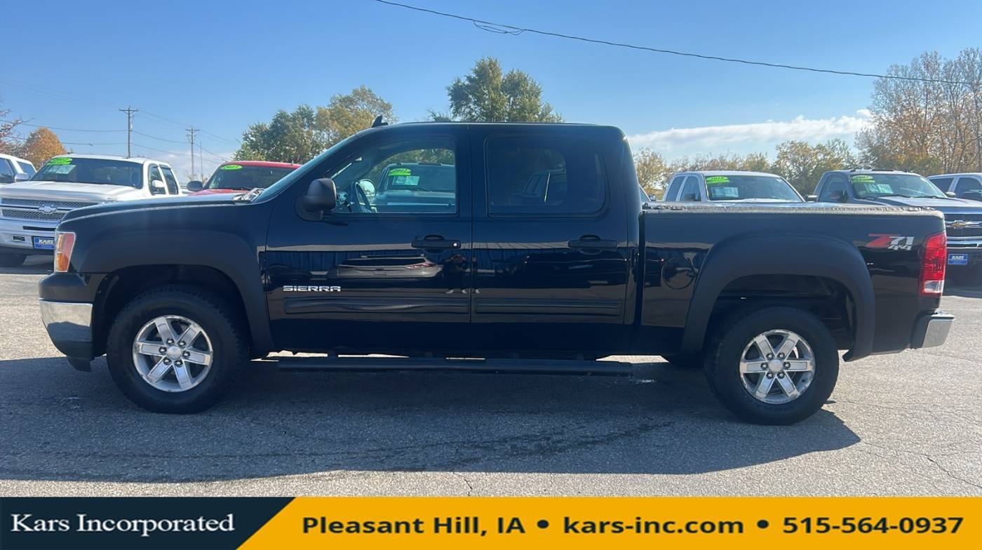 2011 GMC Sierra 1500 SLE — Pickup Truck — 135,217 mi — Pleasant Hill, IA