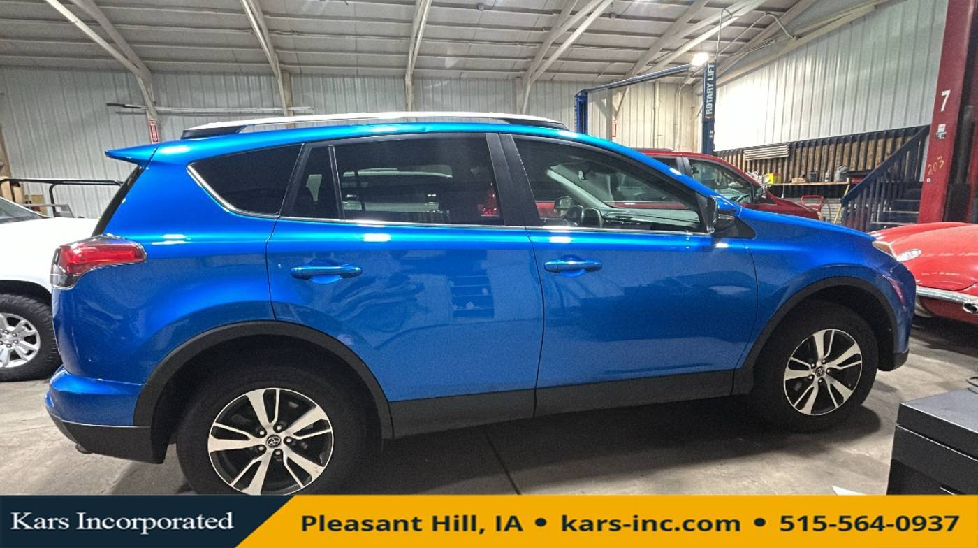 2017 Toyota RAV4 XLE — SUV — 111,964 mi — Pleasant Hill, IA