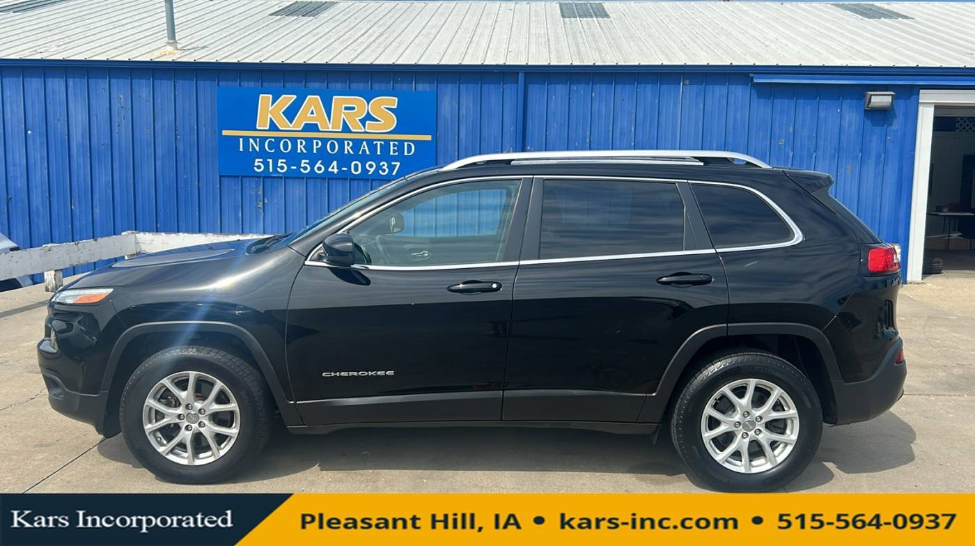 2017 Jeep Cherokee Latitude — SUV — 65,110 mi — Pleasant Hill, IA