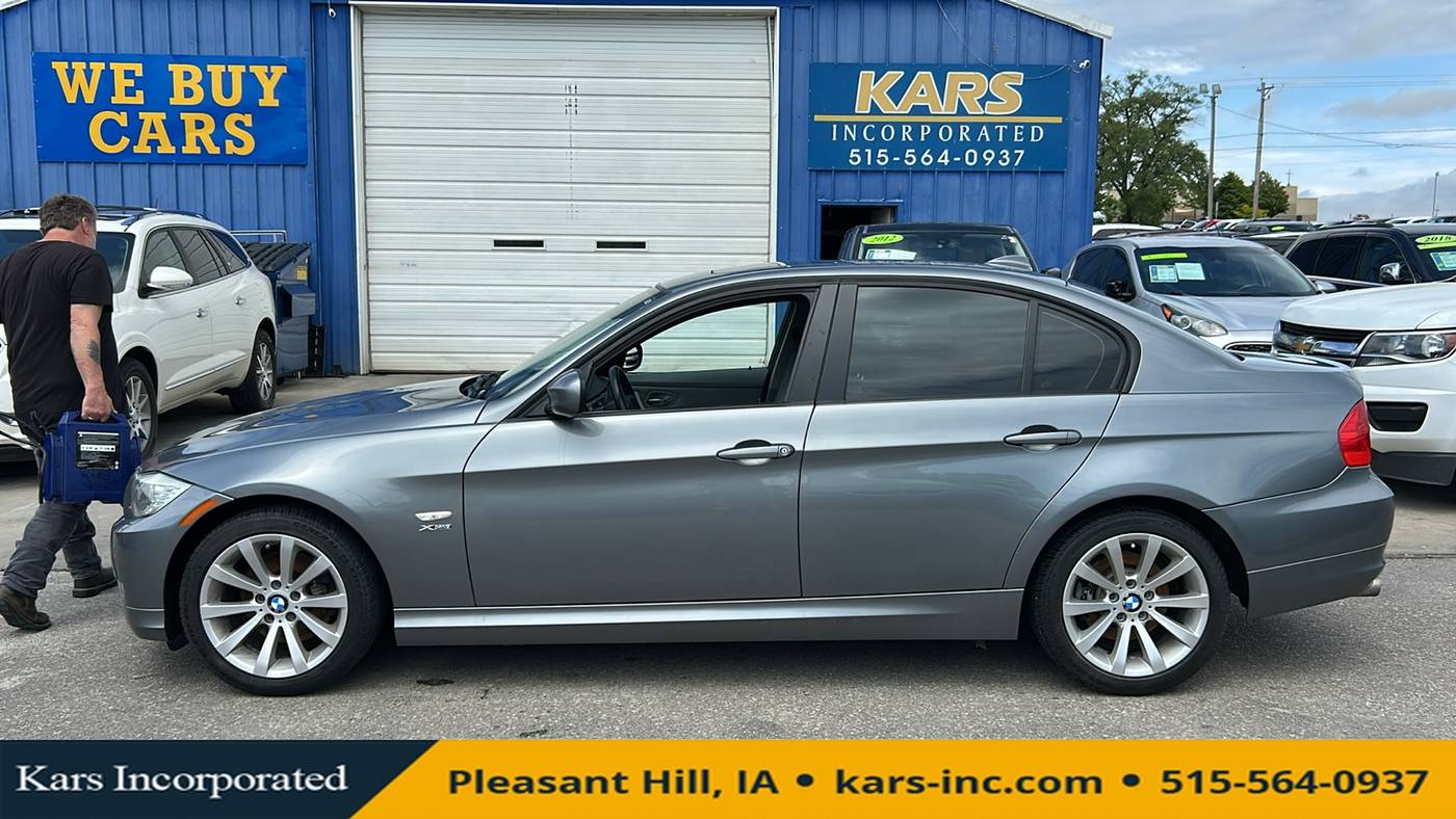 2011 BMW 3 Series 328i — Sedan — 103,542 mi — Pleasant Hill, IA