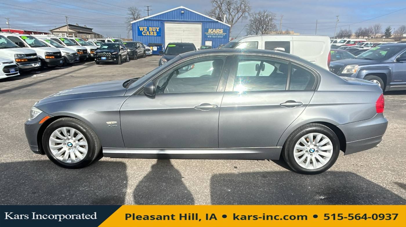 2009 BMW 3 Series 328i — Sedan — 114,377 mi — Pleasant Hill, IA