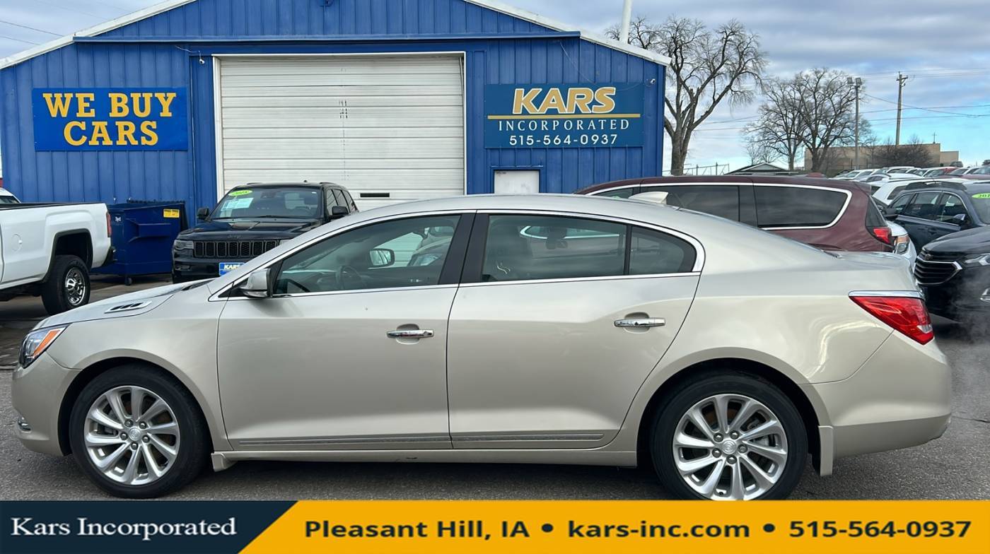 2016 Buick LaCrosse Leather — Sedan — 113,295 mi — Pleasant Hill, IA
