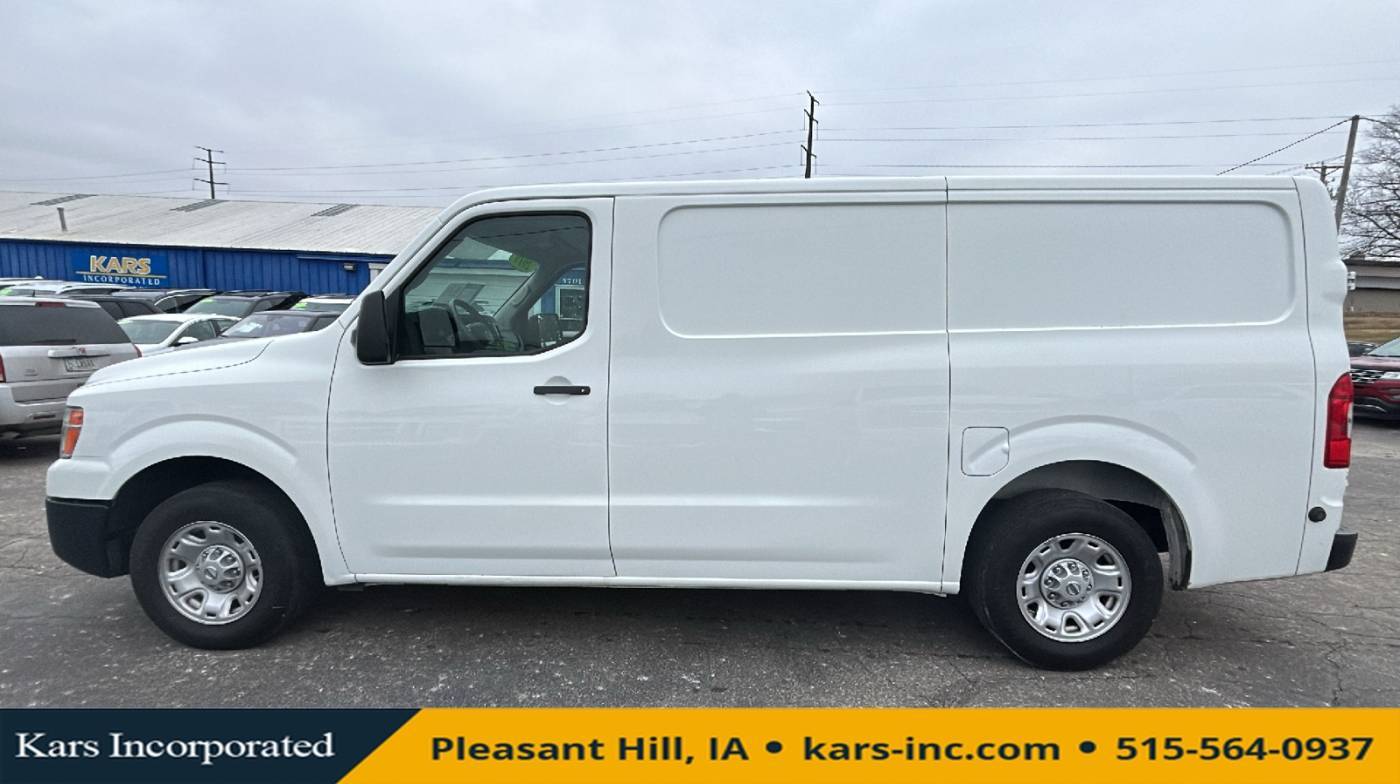 2019 Nissan NV Cargo NV2500 HD SV — Cargo Van — 124,654 mi — Pleasant Hill, IA