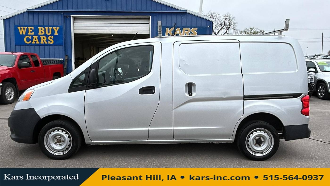 2014 Nissan NV200 Compact Cargo S — Cargo Van — 132,688 mi — Pleasant Hill, IA