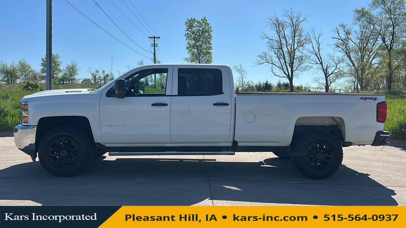 2019 Chevrolet Silverado 2500HD WT — Pickup Truck — 207,788 mi — Pleasant Hill, IA