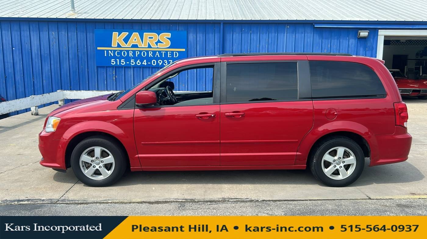 2012 Dodge Grand Caravan SXT — Minivan — 134,160 mi — Pleasant Hill, IA