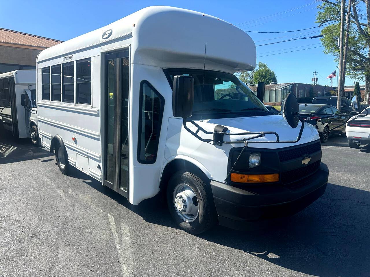 2017 Chevrolet Express Commercial Cutaway 3500 — Chassis Cab Truck — 10,447 mi — Rome, GA