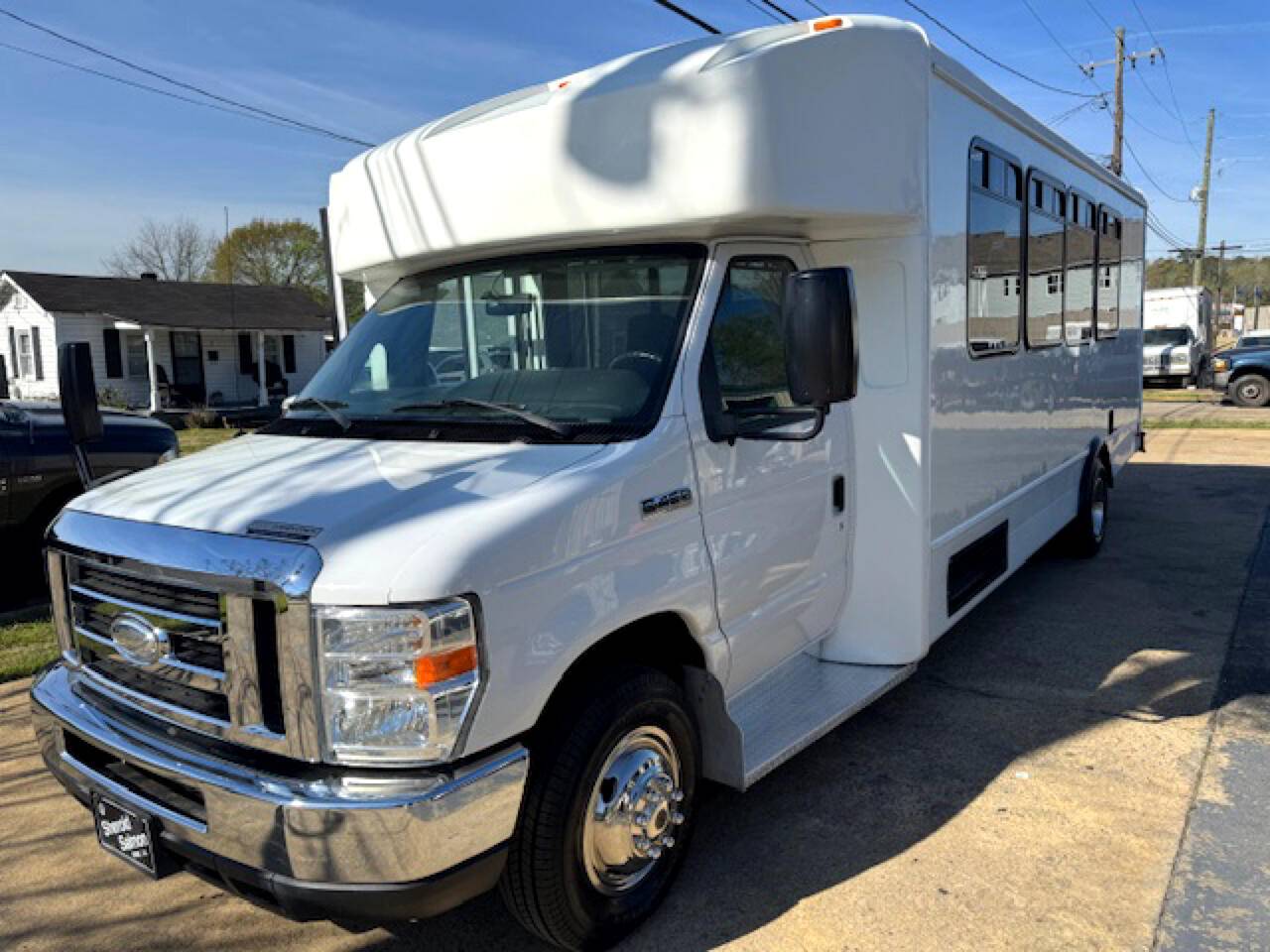 2014 Ford Econoline Commercial Cutaway E-450 — Chassis Cab Truck — 51,715 mi — Rome, GA
