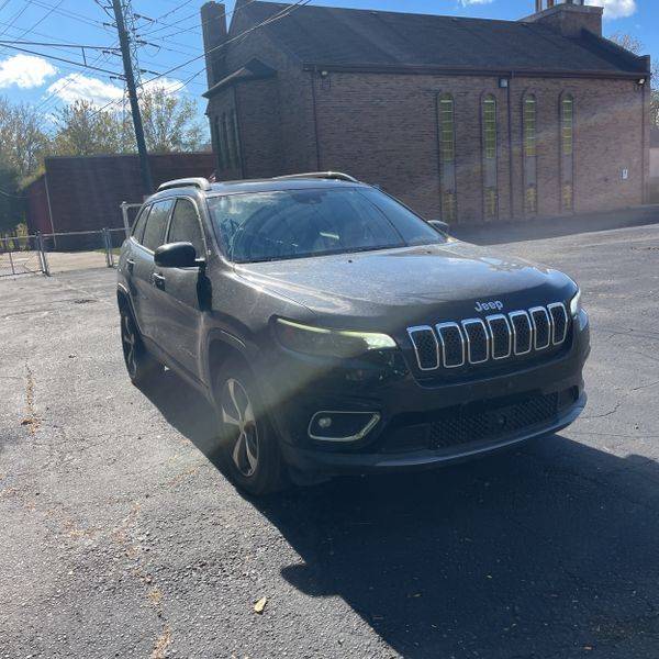 2019 Jeep Cherokee Limited — SUV — 97,863 mi — Indianapolis, IN