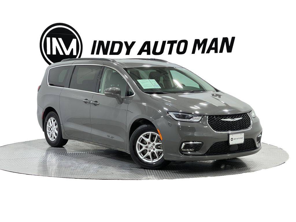 2022 Chrysler Pacifica Touring L — Minivan — 70,769 mi — Indianapolis, IN