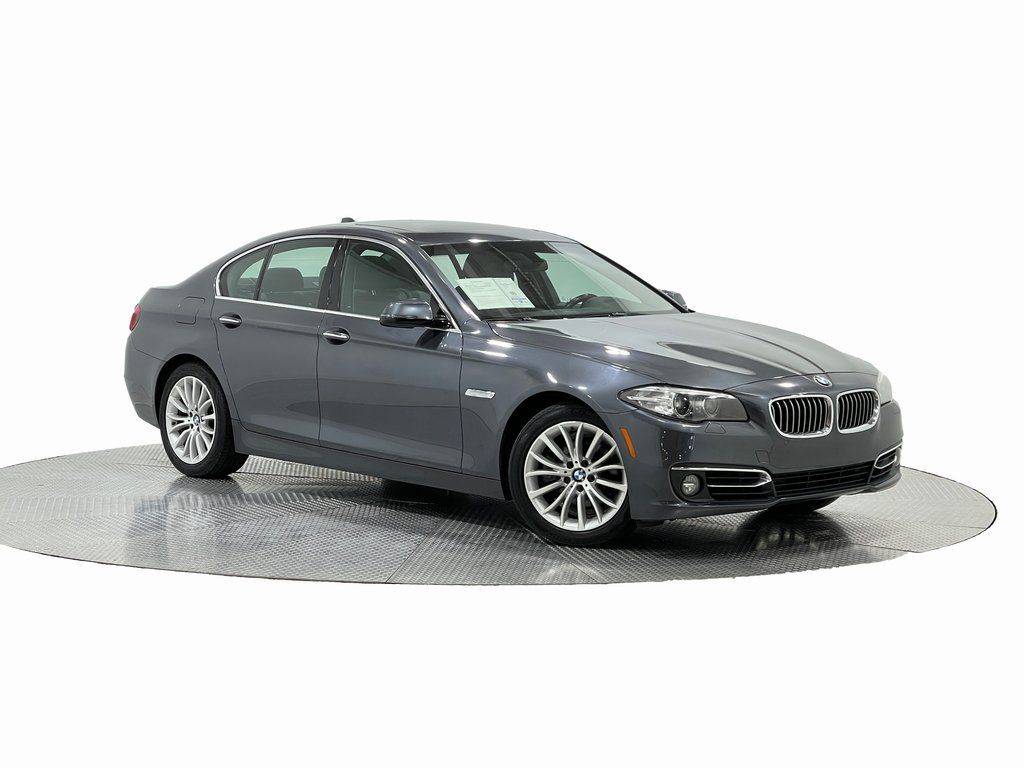 2016 BMW 5 Series 528i — Sedan — 128,396 mi — Indianapolis, IN