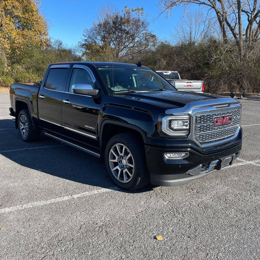 2017 GMC Sierra 1500 Denali — Pickup Truck — 83,021 mi — Indianapolis, IN