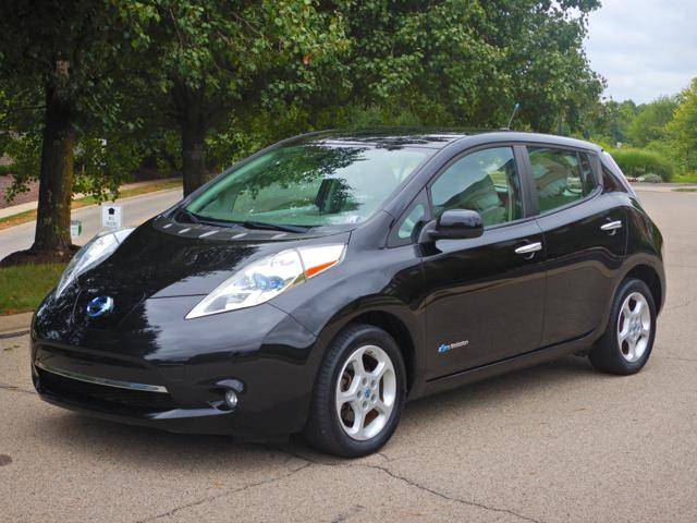 2013 Nissan LEAF SV — Hatchback — 70,927 mi — Pittsburgh, PA