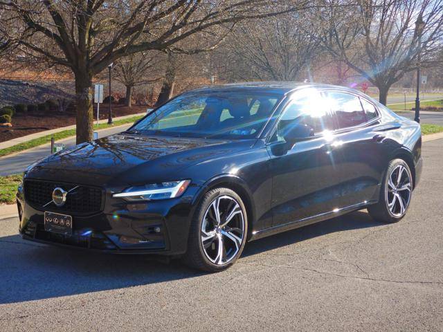 2024 Volvo S60 Core — Sedan — 11,155 mi — Pittsburgh, PA