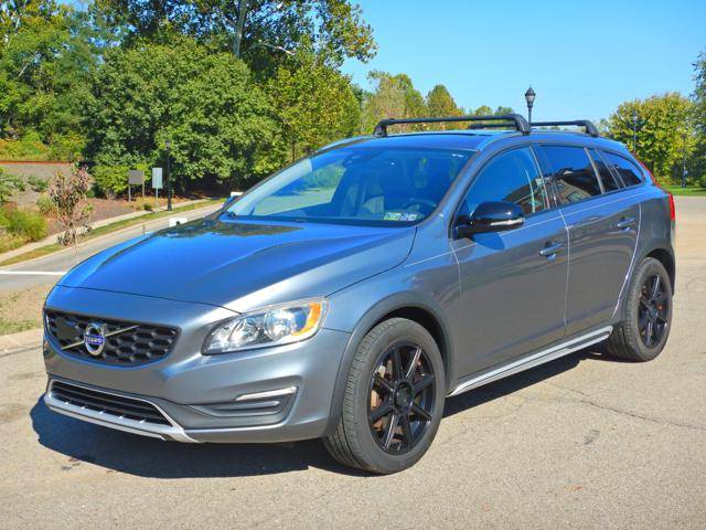 2017 Volvo V60 Cross Country T5 — Wagon — 51,105 mi — Pittsburgh, PA