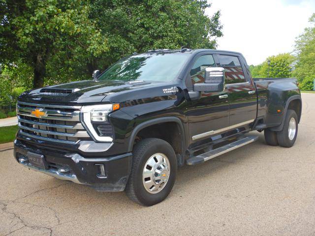 2024 Chevrolet Silverado 3500HD High Country — Pickup Truck — 39,342 mi — Pittsburgh, PA