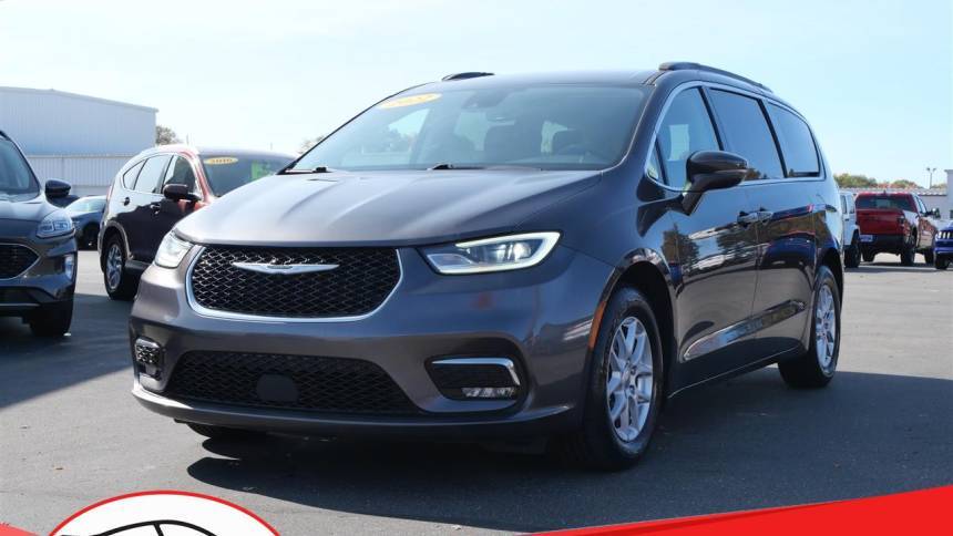 2022 Chrysler Pacifica Touring L — Minivan — 155,931 mi — Mt Pleasant, MI
