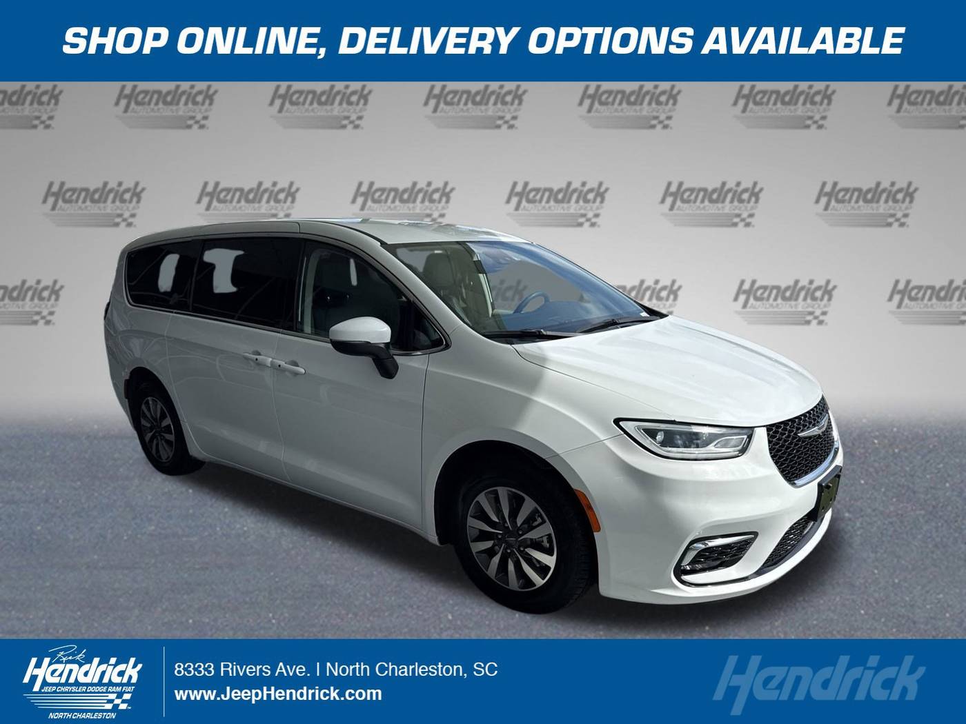2023 Chrysler Pacifica Hybrid Touring L — Minivan — 70,371 mi — North Charleston, SC