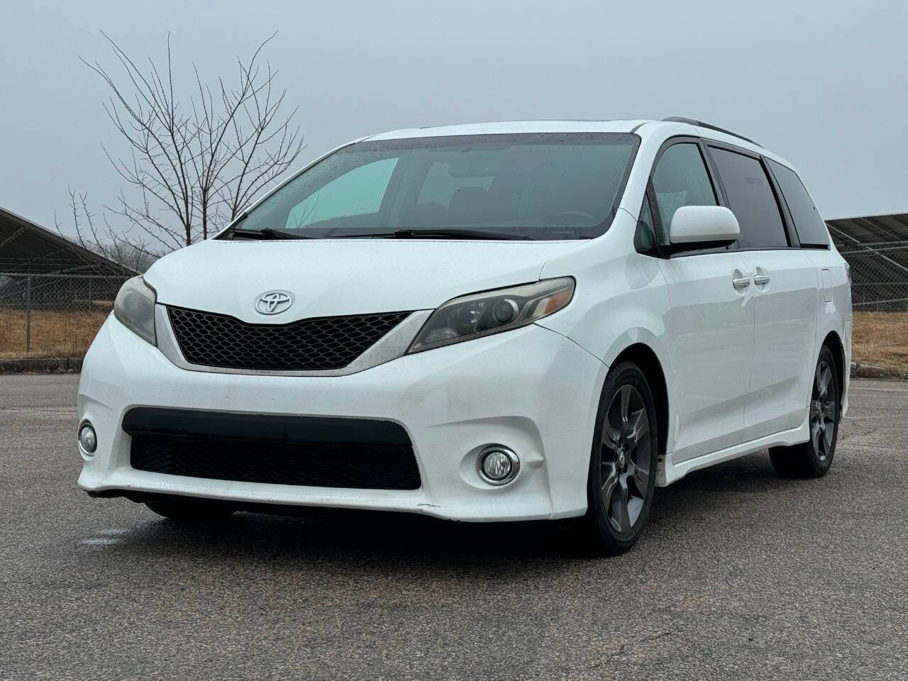 2016 Toyota Sienna SE Premium — Minivan — 39,884 mi — Walpole, MA