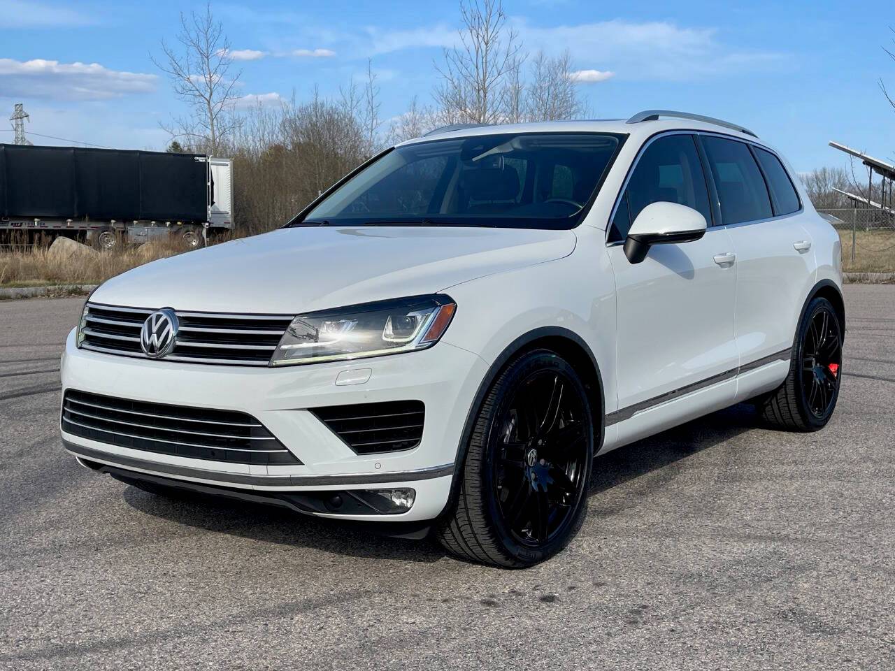 2016 Volkswagen Touareg V6 Lux