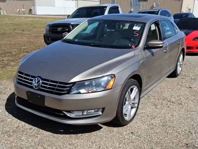 2015 Volkswagen Passat TDI SE — Sedan — 83,905 mi — Walpole, MA