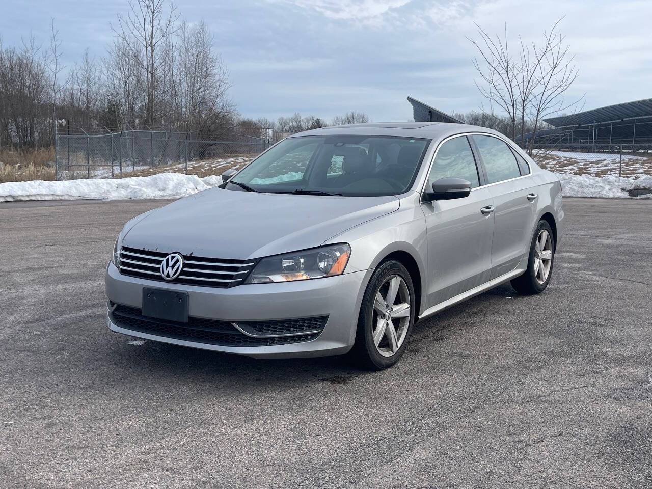 2013 Volkswagen Passat SE — Sedan — 171,079 mi — Walpole, MA