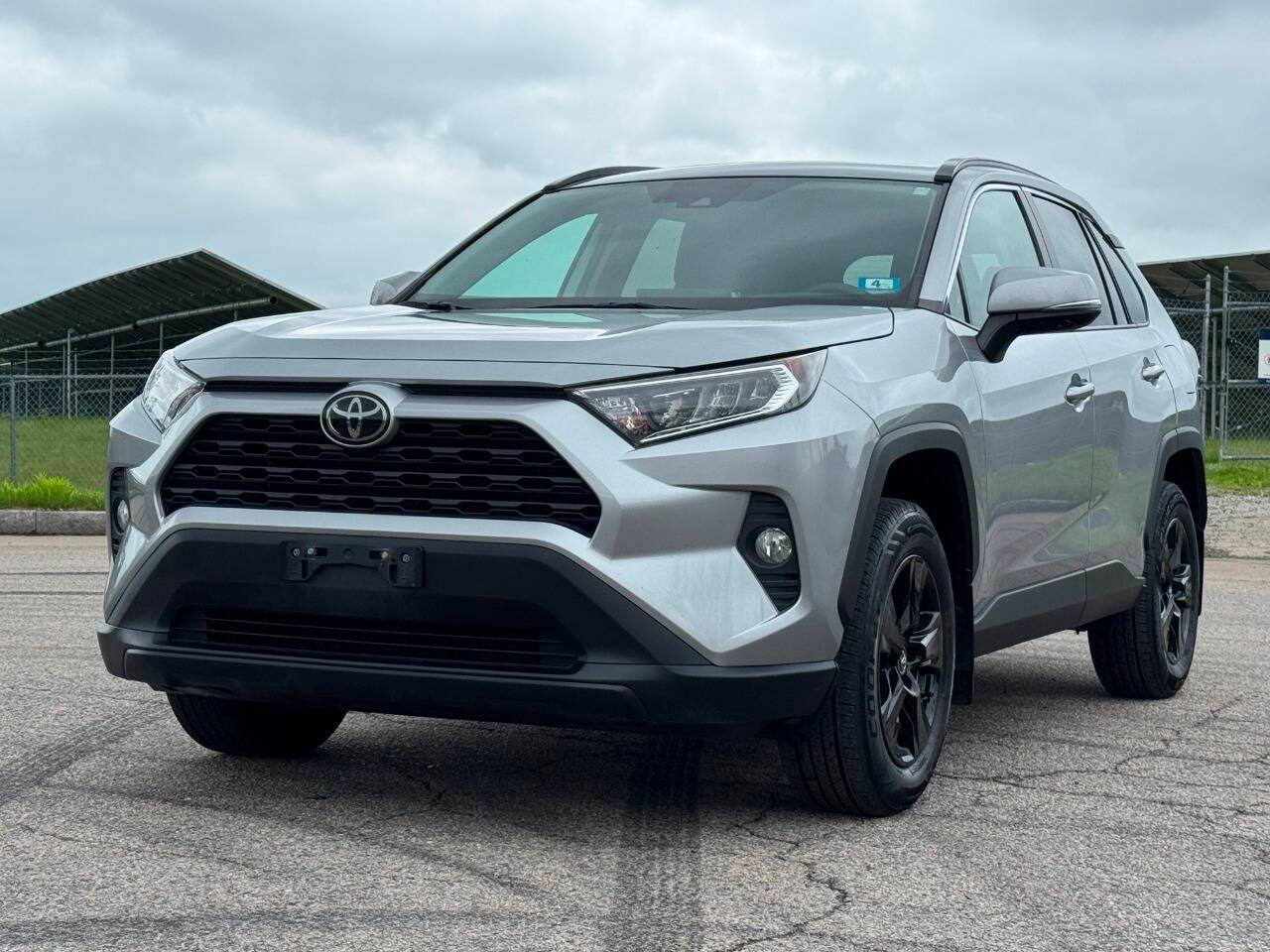 2020 Toyota RAV4 XLE — SUV — 60,100 mi — Walpole, MA