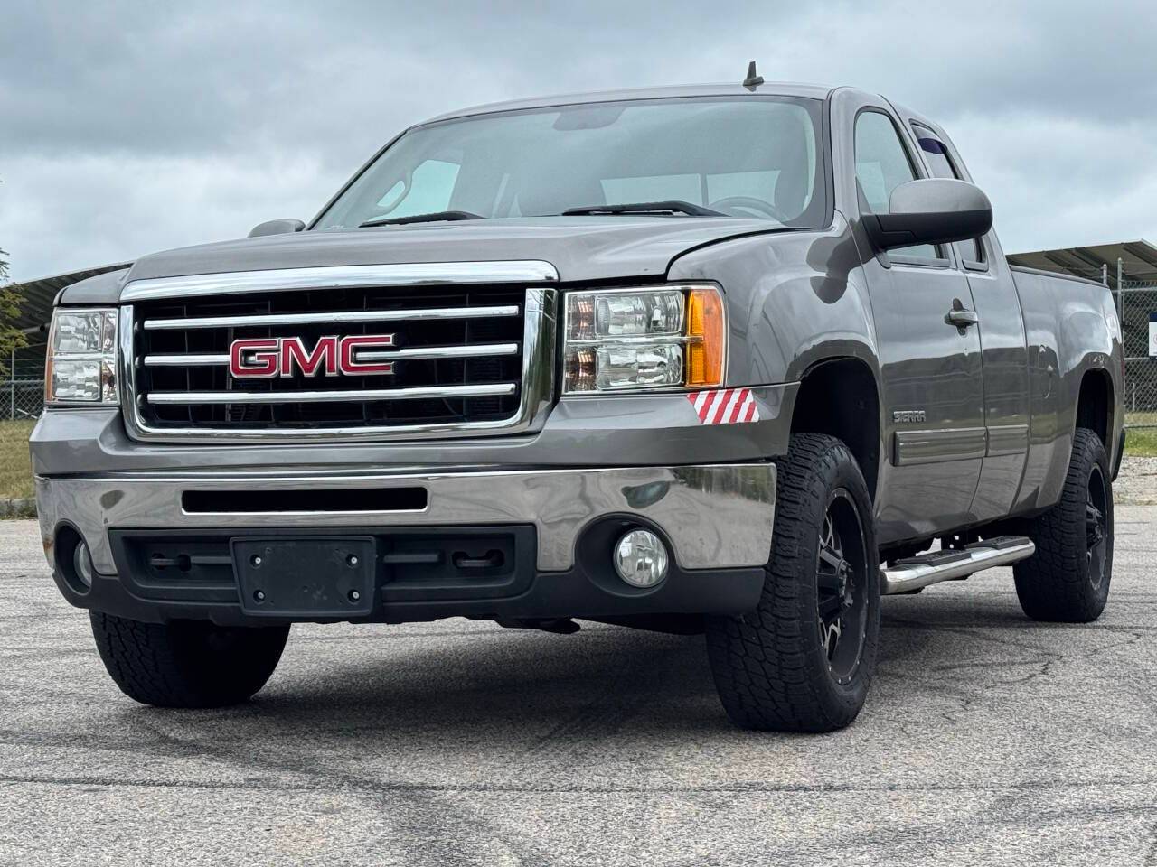 2013 GMC Sierra 1500 SLT — Pickup Truck — 80,322 mi — Walpole, MA