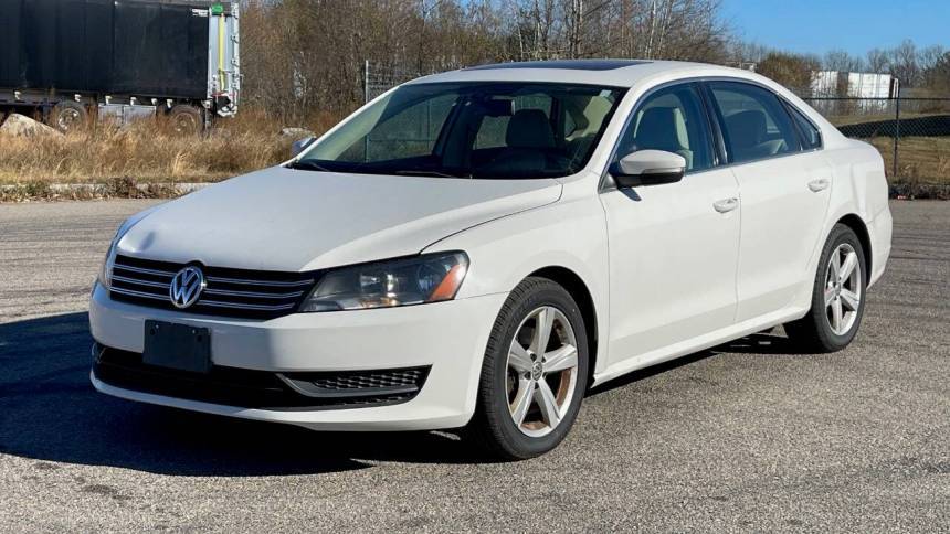 2013 Volkswagen Passat SE — Sedan — 135,011 mi — Walpole, MA