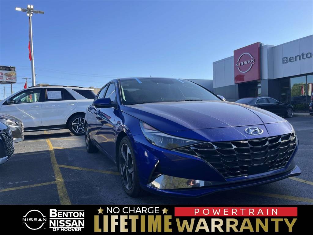 2023 Hyundai Elantra Limited — Sedan — 30,592 mi — Hoover, AL