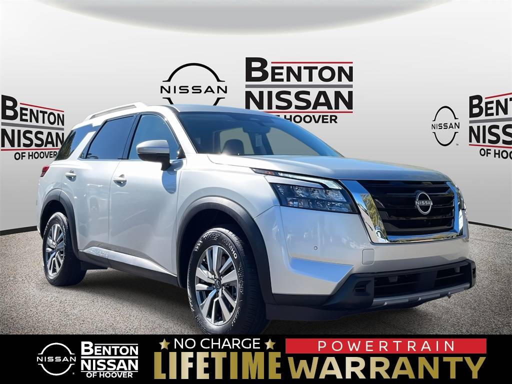 2025 Nissan Pathfinder SL — SUV — 14,396 mi — Hoover, AL