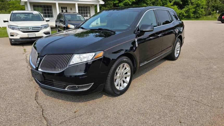 2016 Lincoln MKT Town Car Livery Fleet