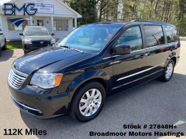 2016 Chrysler Town & Country Touring — Minivan — 112,049 mi — Hastings, MI