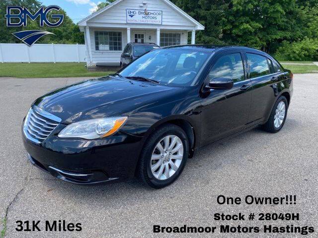 2013 Chrysler 200 Touring — Sedan — 31,499 mi — Hastings, MI