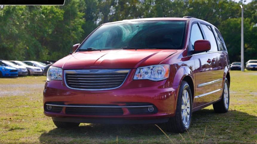 2013 Chrysler Town and Country Touring
