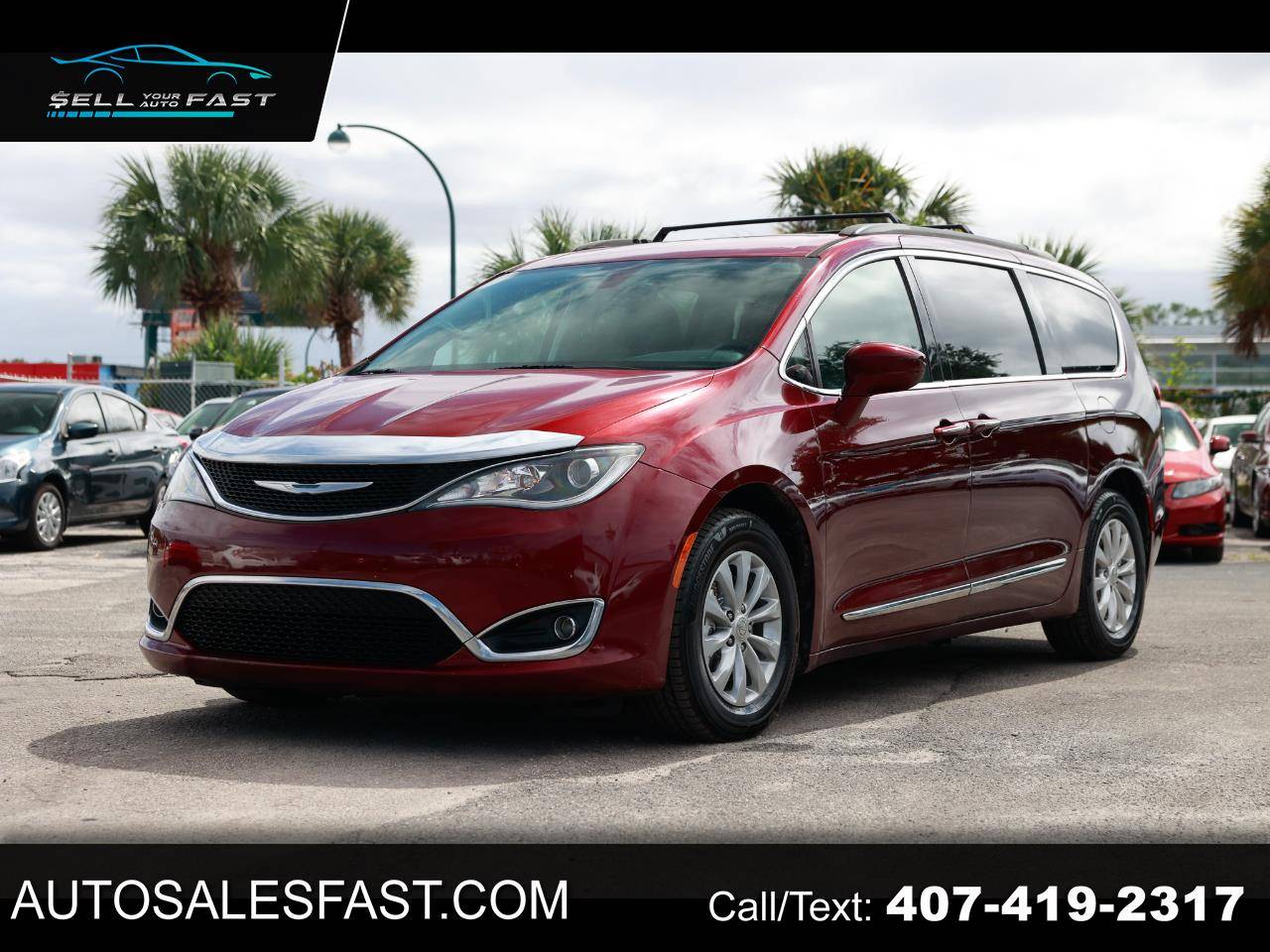 2017 Chrysler Pacifica Touring L — Minivan — 158,089 mi — Orlando, FL