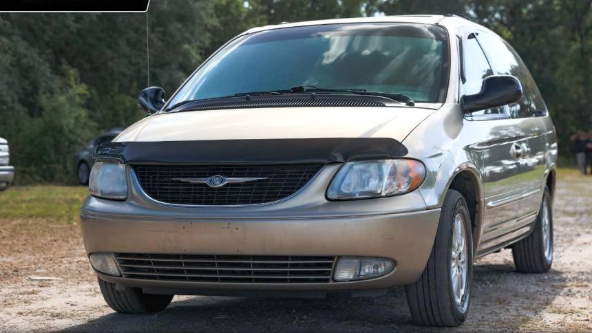 2004 Chrysler Town and Country Touring