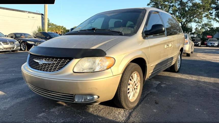 2004 Chrysler Town and Country Touring