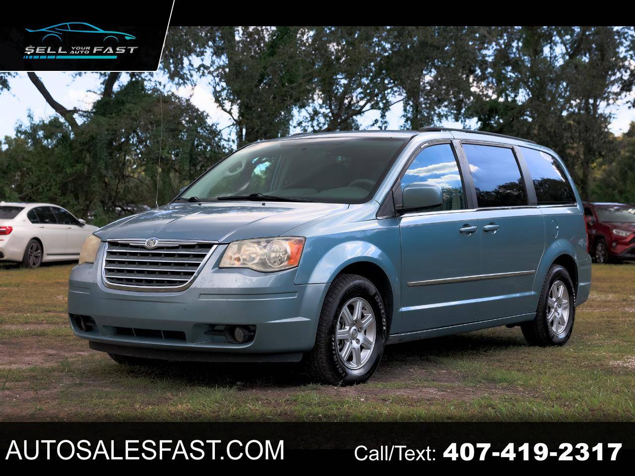 2010 Chrysler Town & Country Touring — Minivan — 189,651 mi — Orlando, FL
