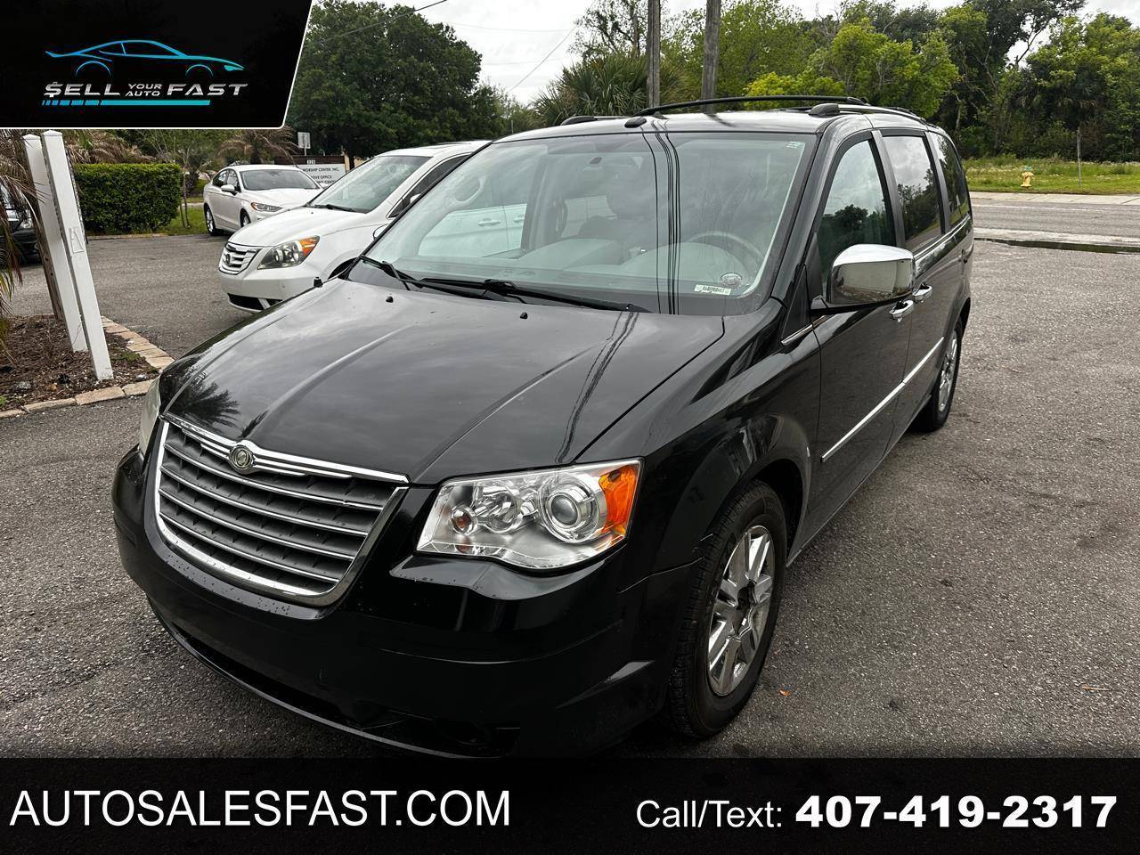 2010 Chrysler Town and Country Limited