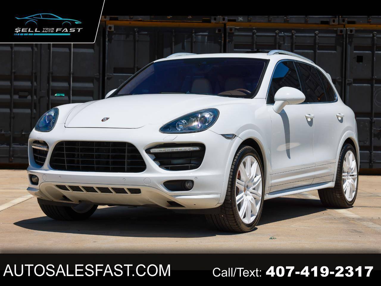 2014 Porsche Cayenne GTS