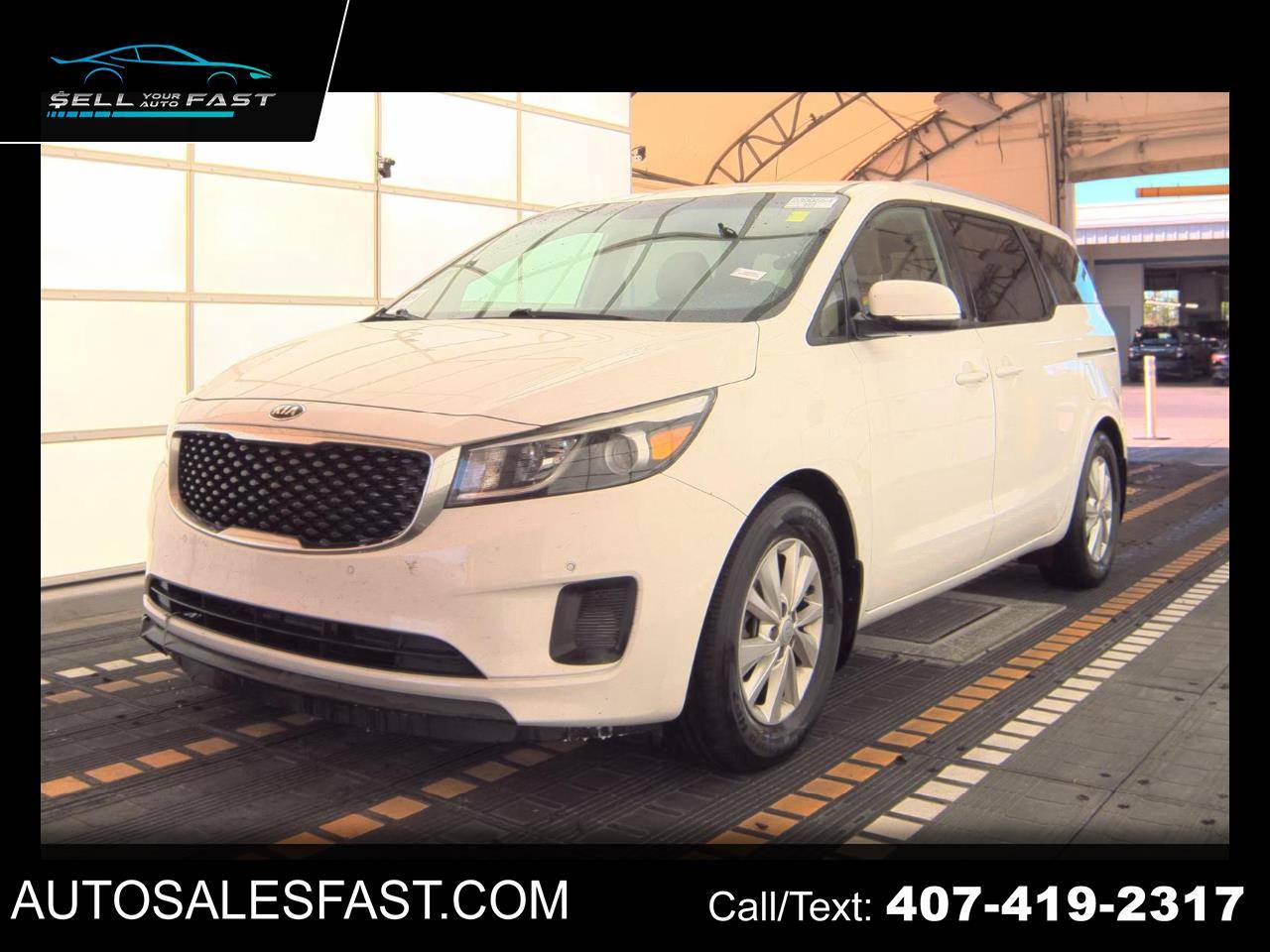 2017 Kia Sedona LX — Minivan — 122,053 mi — Orlando, FL