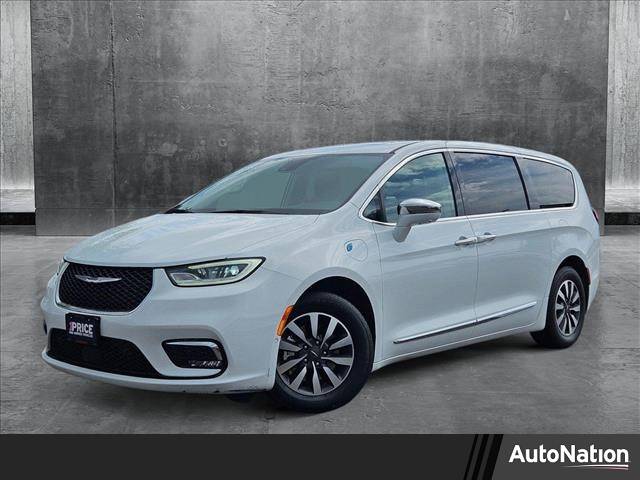 2022 Chrysler Pacifica Hybrid Limited — Minivan — 72,868 mi — Plano, TX
