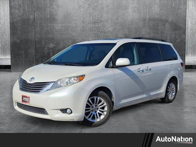 2017 Toyota Sienna XLE — Minivan — 134,944 mi — Plano, TX