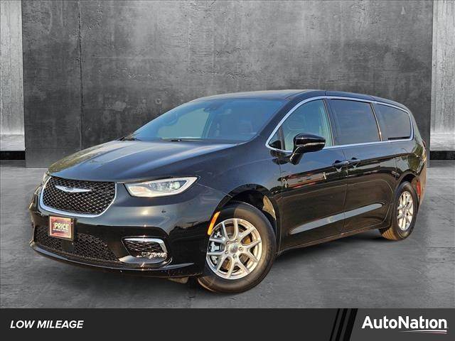 2025 Chrysler Pacifica Select — Minivan — 663 mi — Plano, TX