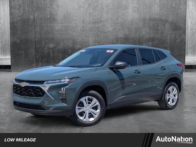 2025 Chevrolet Trax LS — SUV — 4,702 mi — Jacksonville, FL
