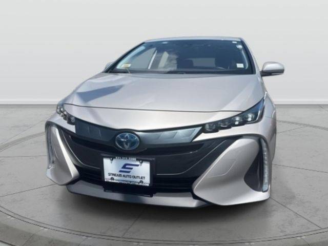 2022 Toyota Prius Prime LE — Hatchback — 28,826 mi — Islip, NY