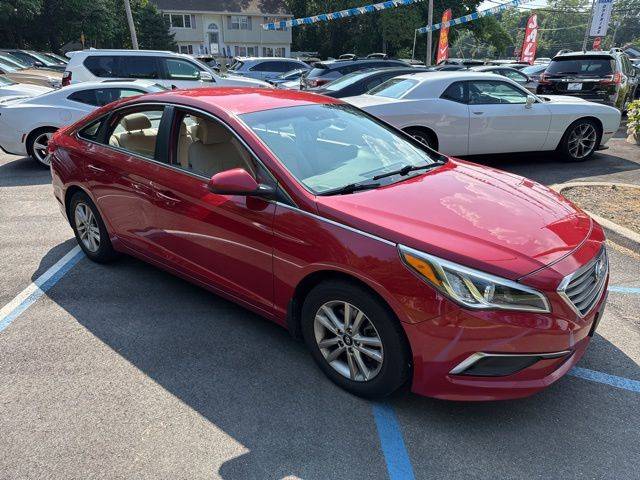 2017 Hyundai Sonata SE — Sedan — 57,314 mi — Islip, NY