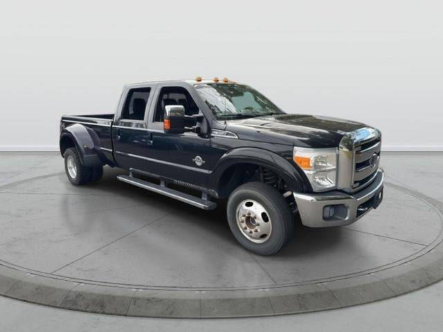 2016 Ford Super Duty F-350 Platinum — Pickup Truck — 80,306 mi — Islip, NY