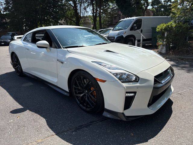 2018 Nissan GT-R Premium — Coupe — 26,582 mi — Islip, NY